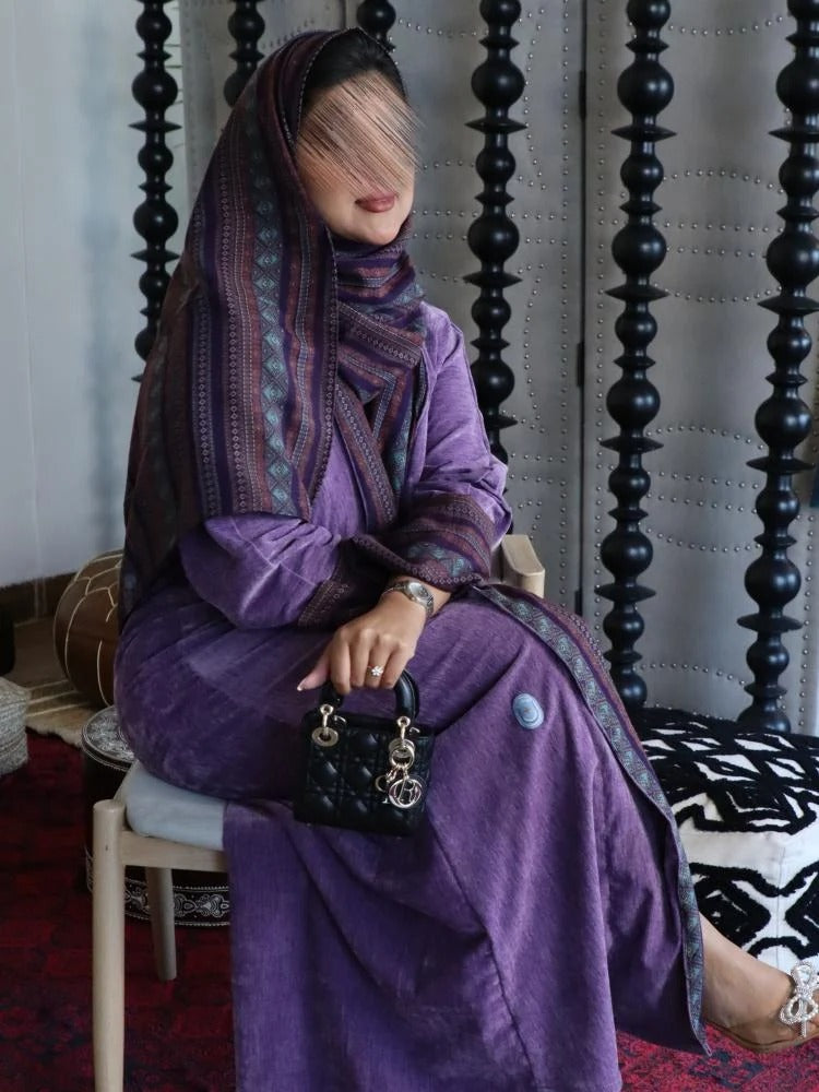 Purple patterned velvet crepe winter abaya with colored cashmere fabric insert