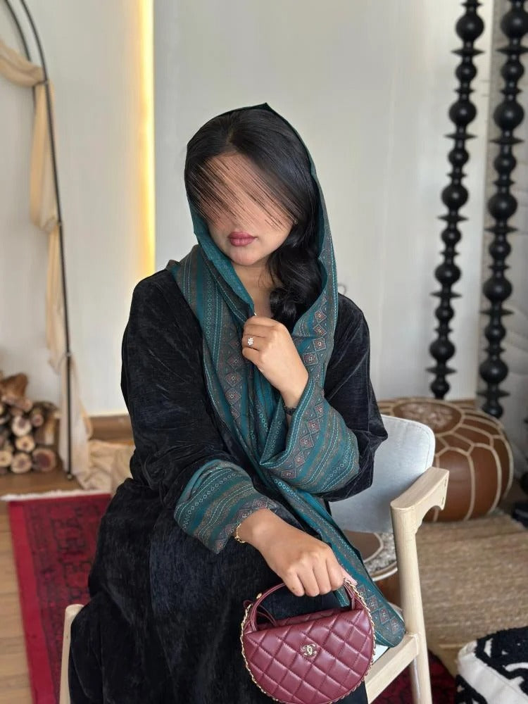Black patterned velvet crepe winter abaya with colored cashmere fabric insert