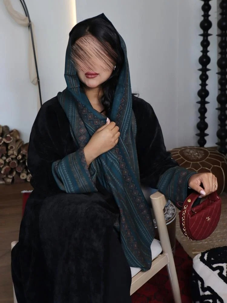 Black patterned velvet crepe winter abaya with colored cashmere fabric insert