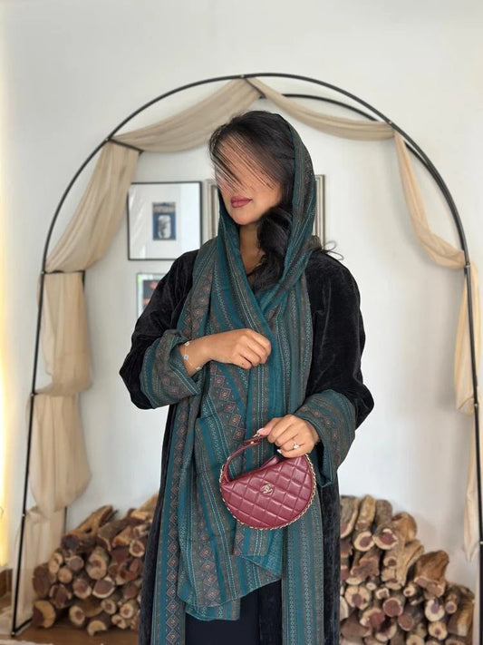 Black patterned velvet crepe winter abaya with colored cashmere fabric insert