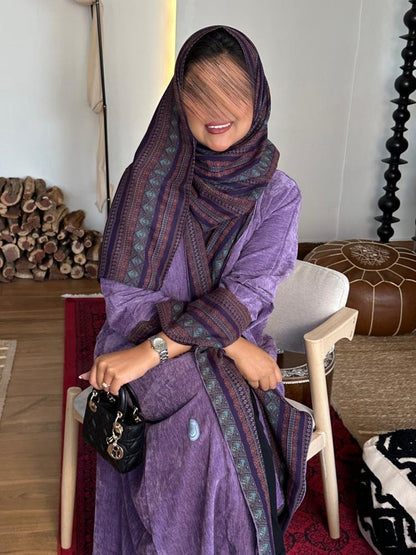 Purple patterned velvet crepe winter abaya with colored cashmere fabric insert
